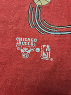 Nutmeg Style NBA Basket Chicago Bulls Tshirt Vintage 1990s Taille L Rouge Bon état